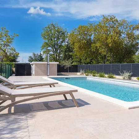 Hidden With Heated Pool * Dobrinj