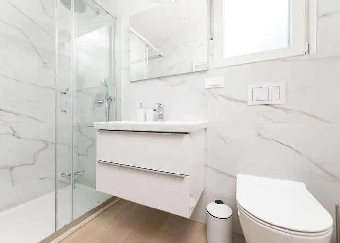 Villa Hidden With Heated Pool Dobrinj