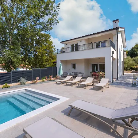 Hidden With Heated Pool * Dobrinj