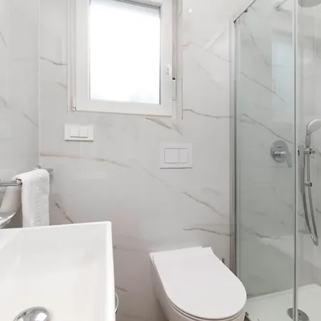 וילה Hidden With Heated Pool