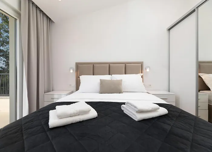 Hidden With Heated Pool ヴィラ *