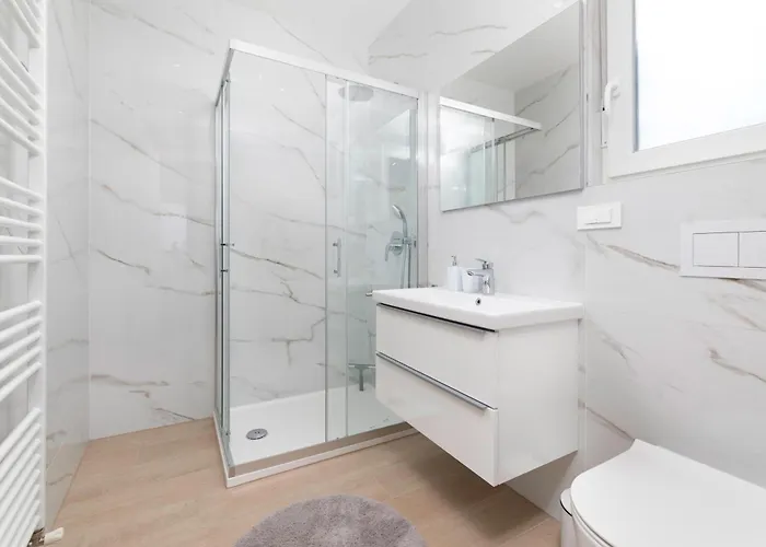 Hidden With Heated Pool *