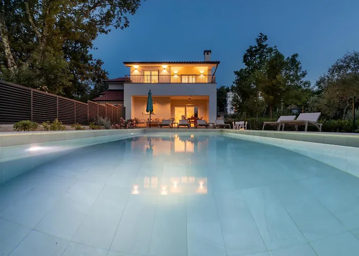 Hidden With Heated Pool * Dobrinj