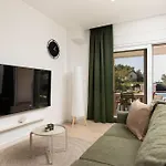 Hidden With Heated Pool Vila *